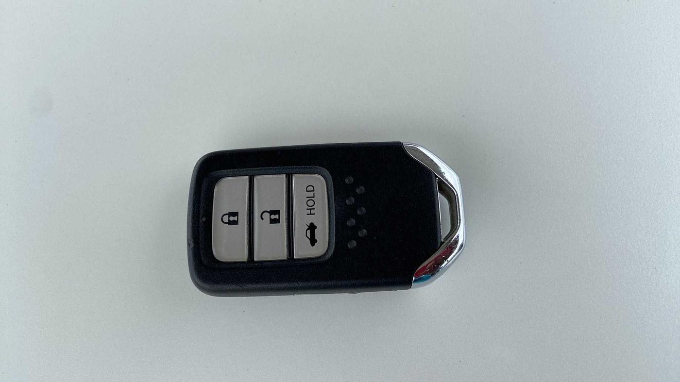 2018 Honda Amaze 1.2L I-VTEC V, Petrol, Manual, 23,259 km, Key Close Up