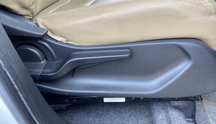 2018 Honda Amaze 1.2L I-VTEC V, Petrol, Manual, 23,259 km, Driver Side Adjustment Panel