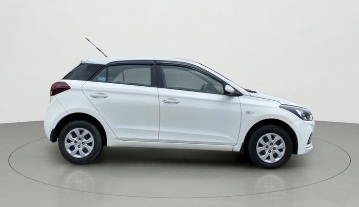 2018 Hyundai Elite i20 MAGNA EXECUTIVE 1.2, Petrol, Manual, 42,839 km, Right Side View