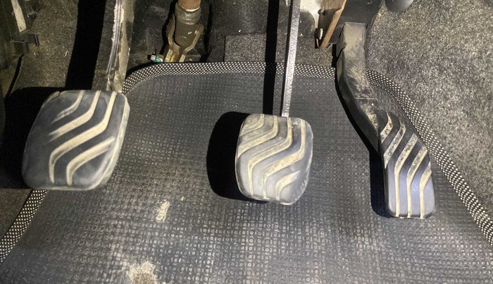 2016 Renault Kwid RXT 0.8, Petrol, Manual, 63,395 km, Pedals