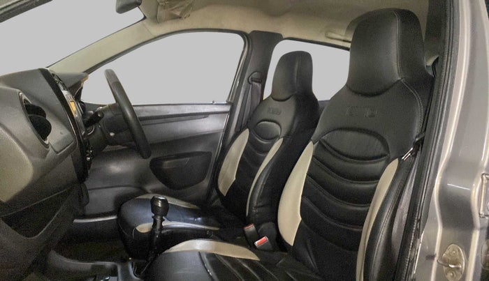 2016 Renault Kwid RXT 0.8, Petrol, Manual, 63,395 km, Right Side Front Door Cabin