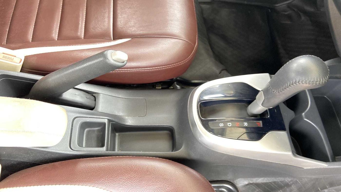 2019 Honda Jazz 1.2L I-VTEC VX CVT, Petrol, Automatic, 17,660 km, Gear Lever