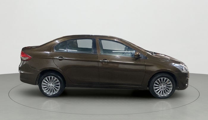 2015 Maruti Ciaz ZDI+, Diesel, Manual, 1,10,160 km, Right Side View