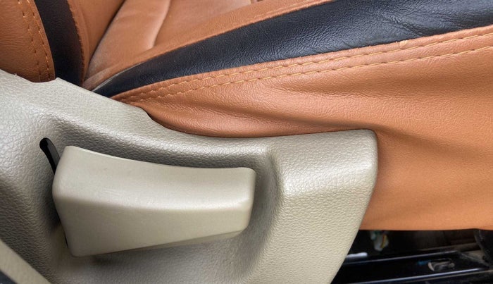 2022 Mahindra BOLERO NEO N 8, Diesel, Manual, 11,869 km, Driver Side Adjustment Panel