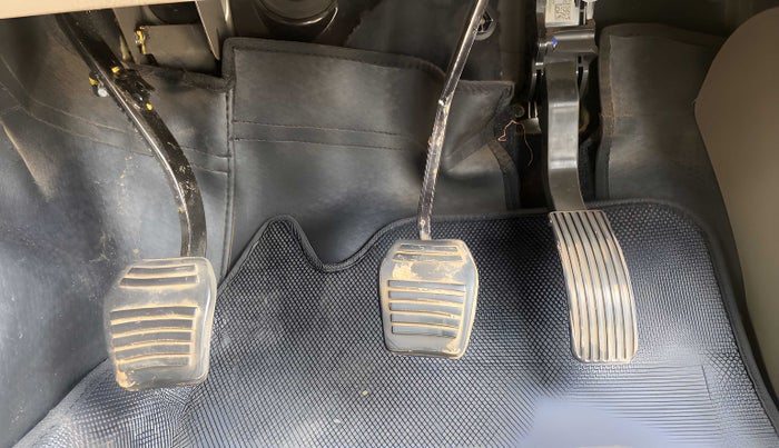 2022 Mahindra BOLERO NEO N 8, Diesel, Manual, 11,869 km, Pedals