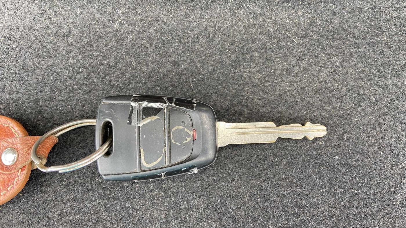 2021 Hyundai NEW SANTRO SPORTZ MT, Petrol, Manual, 5,954 km, Key Close Up