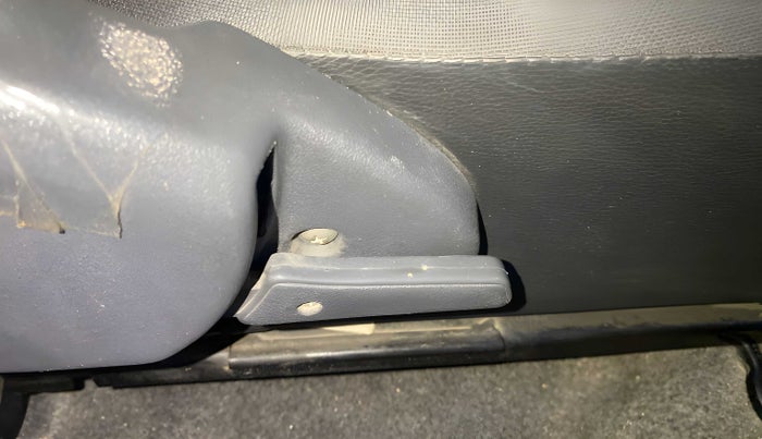 2017 Maruti Alto 800 LXI, Petrol, Manual, 51,498 km, Driver Side Adjustment Panel