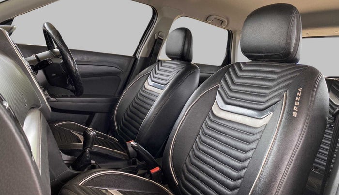 2018 Maruti Vitara Brezza VDI (O), Diesel, Manual, 90,678 km, Right Side Front Door Cabin