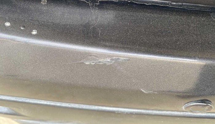 2018 Maruti Vitara Brezza VDI (O), Diesel, Manual, 90,678 km, Rear bumper - Minor scratches