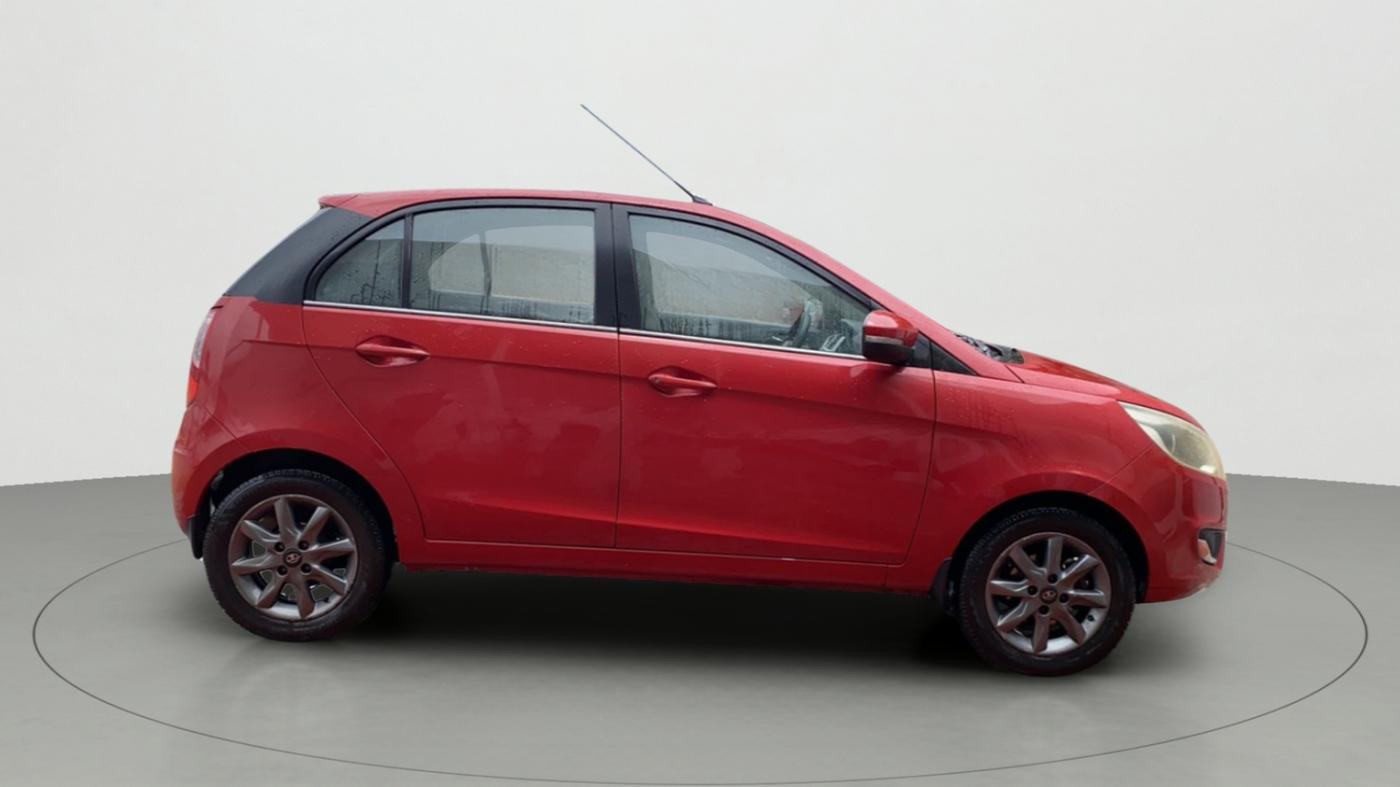 2015 Tata Bolt XT REVOTRON, Petrol, Manual, 1,24,731 km, Right Side View
