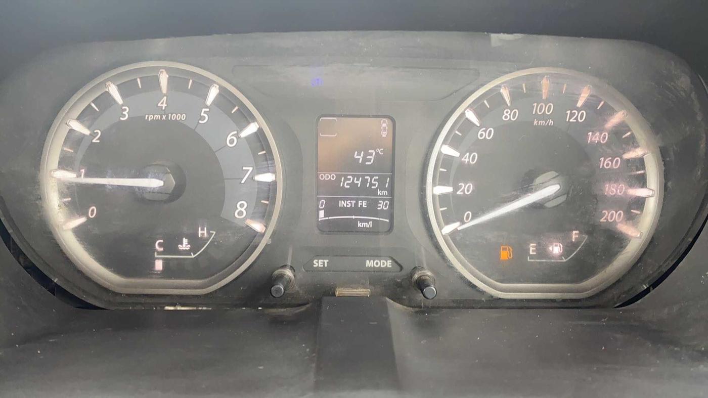 2015 Tata Bolt XT REVOTRON, Petrol, Manual, 1,24,731 km, Odometer Image