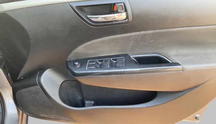 2017 Maruti Swift VXI O, Petrol, Manual, 75,594 km, Driver Side Door Panels Control