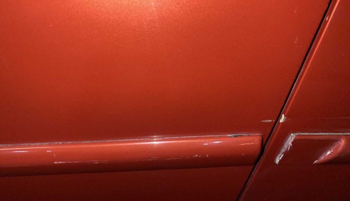2011 Maruti Swift ZDI, Diesel, Manual, 1,18,252 km, Front passenger door - Minor scratches