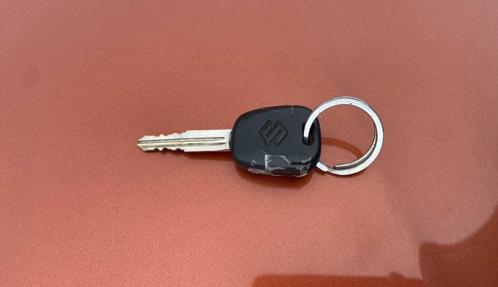 2014 Maruti Alto K10 VXI, Petrol, Manual, 1,06,649 km, Key Close Up