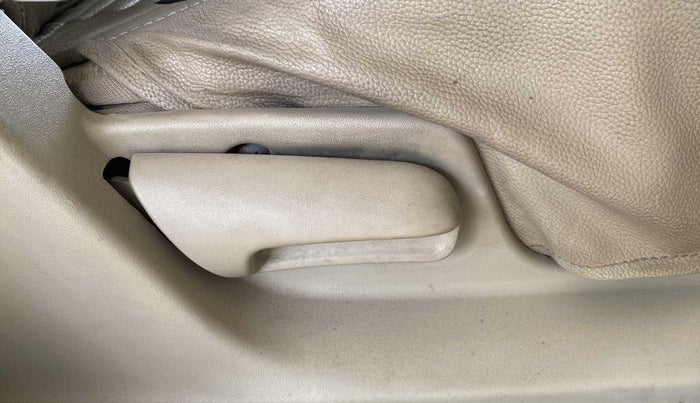 2015 Maruti Swift Dzire VDI ABS, Diesel, Manual, 1,18,604 km, Driver Side Adjustment Panel
