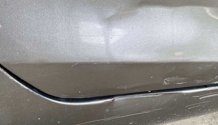 2015 Maruti Swift Dzire VDI ABS, Diesel, Manual, 1,18,604 km, Right running board - Slightly dented