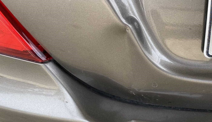 2015 Maruti Swift Dzire VDI ABS, Diesel, Manual, 1,18,604 km, Dicky (Boot door) - Slightly dented