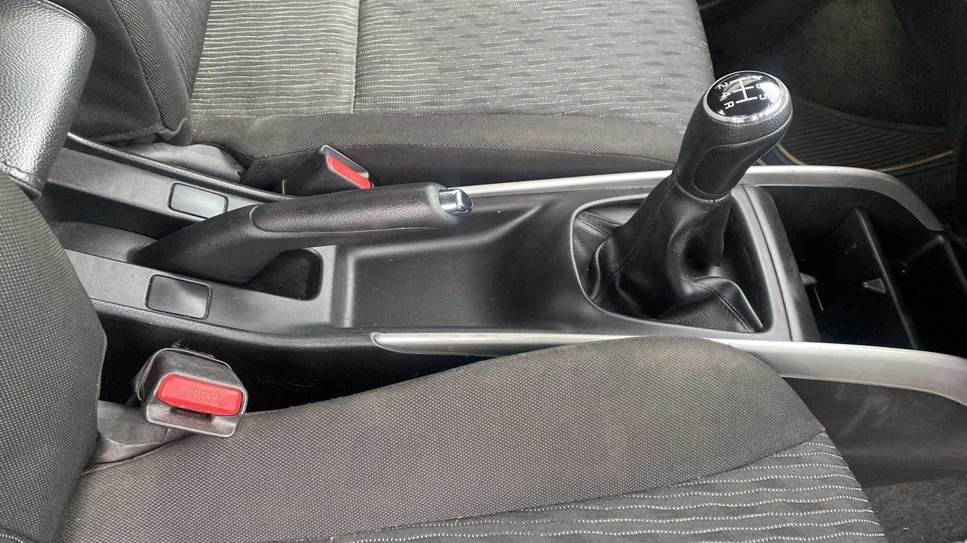 2018 Maruti Baleno ZETA PETROL 1.2, Petrol, Manual, 64,267 km, Gear Lever