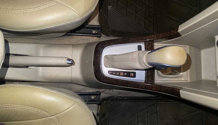 2016 Maruti Ertiga VXI AT, Petrol, Automatic, 60,079 km, Gear Lever