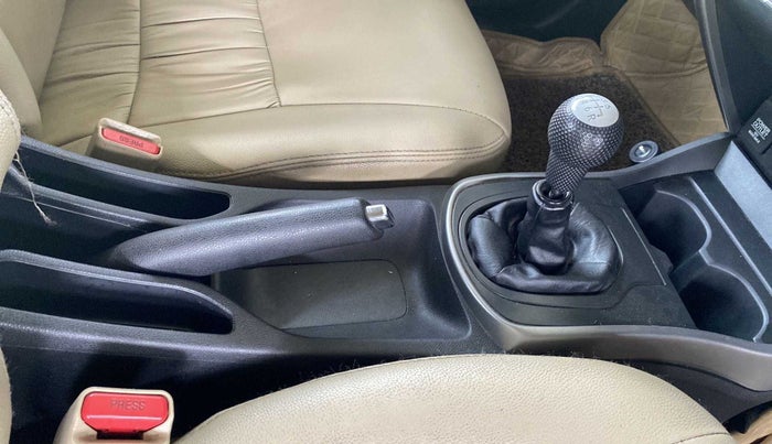 2015 Honda City 1.5L I-DTEC V, Diesel, Manual, 80,674 km, Gear Lever