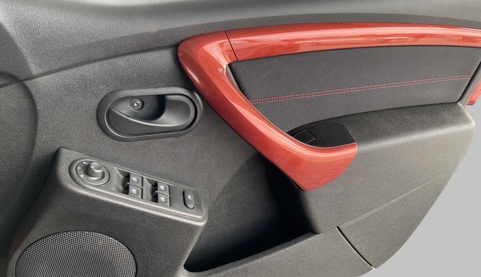 2018 Renault Duster RXS CVT, Petrol, Automatic, 21,993 km, Driver Side Door Panels Control