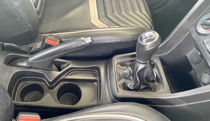 2019 Maruti Vitara Brezza VDI, Diesel, Manual, 54,264 km, Gear Lever