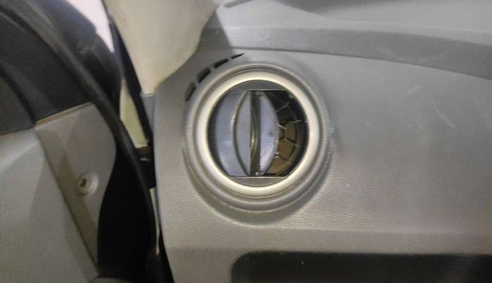 2013 Maruti Alto 800 LXI, Petrol, Manual, 59,903 km, AC Unit - Front vent has minor damage