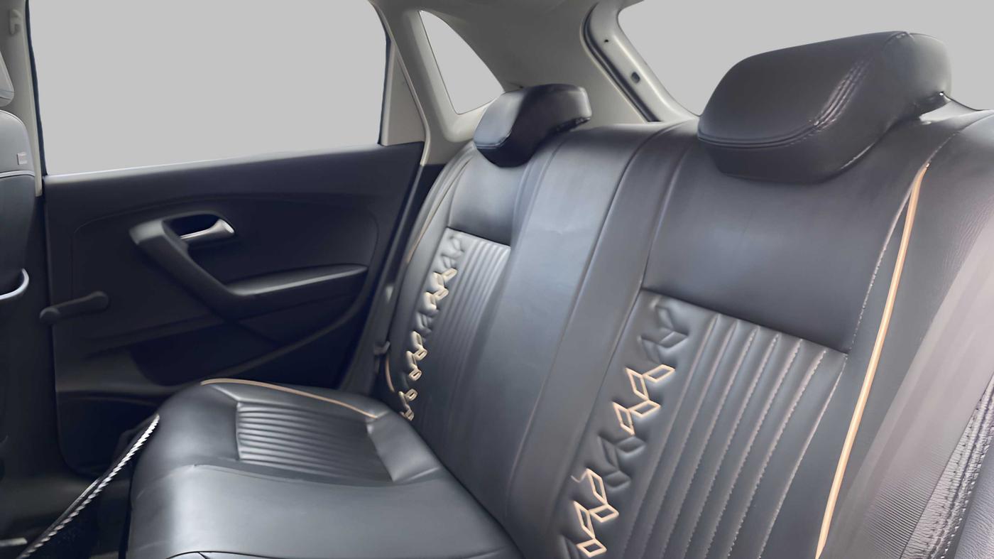 2019 Volkswagen Polo TRENDLINE 1.0L, Petrol, Manual, 57,617 km, Right Side Rear Door Cabin