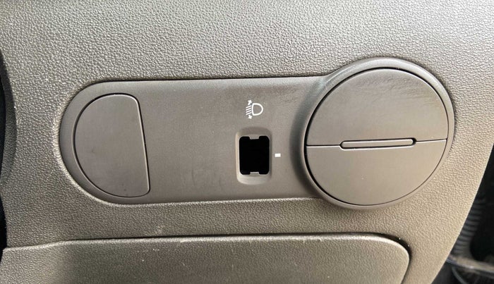 2012 Hyundai i10 MAGNA 1.2, Petrol, Manual, 35,233 km, Dashboard - Headlight height adjustment not working