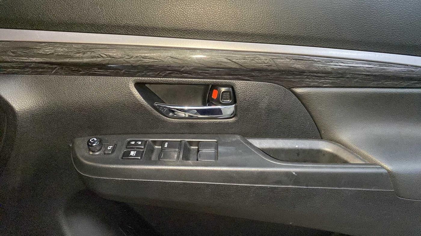 2022 Maruti XL6 ALPHA PLUS AT, Petrol, Automatic, 10,259 km, Driver Side Door Panels Control