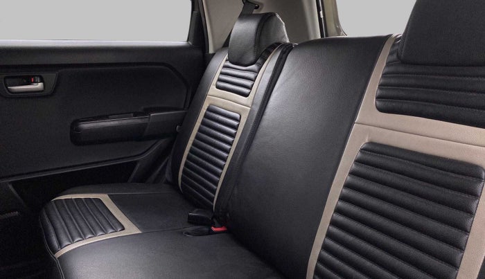 2019 Maruti New Wagon-R VXI 1.0, Petrol, Manual, 24,147 km, Right Side Rear Door Cabin