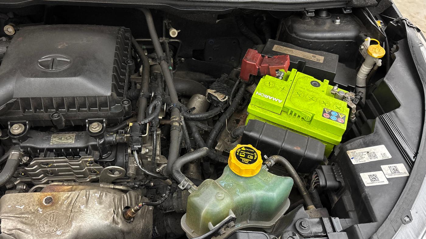 2022 Tata NEXON XZA PLUS (PREMIUM) PETROL DARK EDITION, Petrol, Automatic, 25,856 km, Engine View - Left
