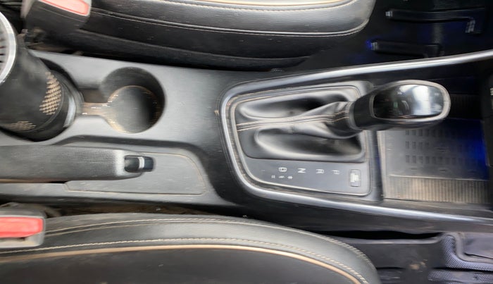 2020 Hyundai NEW I20 ASTA (O) 1.0 TURBO GDI DCT, Petrol, Automatic, 68,482 km, Gear Lever