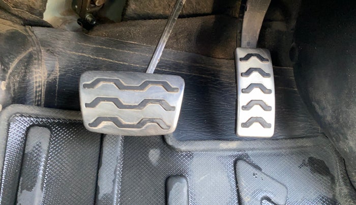 2020 Hyundai NEW I20 ASTA (O) 1.0 TURBO GDI DCT, Petrol, Automatic, 68,482 km, Pedals