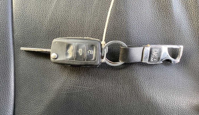 2016 Volkswagen Ameo COMFORTLINE 1.2L, Petrol, Manual, 72,397 km, Key Close Up