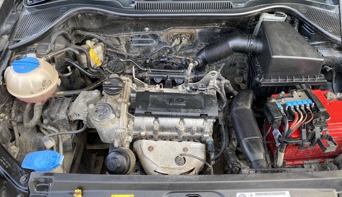 2016 Volkswagen Ameo COMFORTLINE 1.2L, Petrol, Manual, 72,397 km, Open Bonet