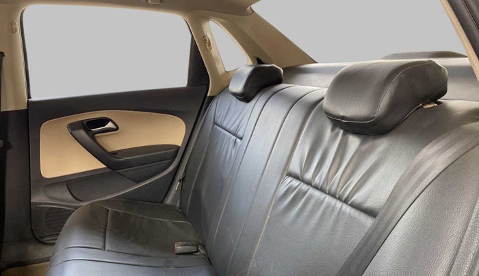 2016 Volkswagen Ameo COMFORTLINE 1.2L, Petrol, Manual, 72,397 km, Right Side Rear Door Cabin