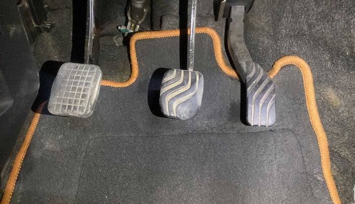 2016 Renault Kwid RXT 0.8, Petrol, Manual, 43,040 km, Pedals