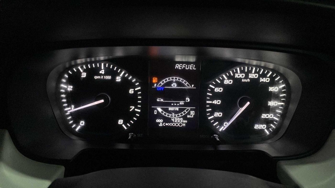 2022 Tata PUNCH ACCOMPLISHED MT, Petrol, Manual, 4,392 km, Odometer Image