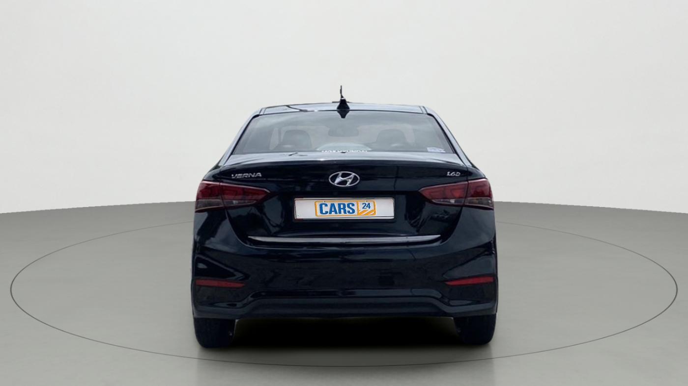 2018 Hyundai Verna 1.6 EX CRDI, Diesel, Manual, 46,551 km, Back/Rear