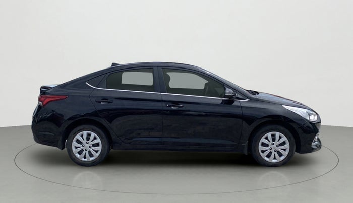 2018 Hyundai Verna 1.6 EX CRDI, Diesel, Manual, 46,551 km, Right Side View