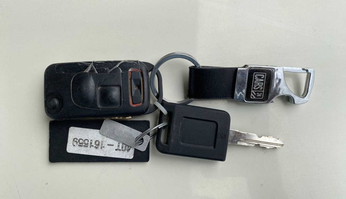 2014 Mahindra Bolero SLX BS IV, Diesel, Manual, 46,998 km, Key Close Up