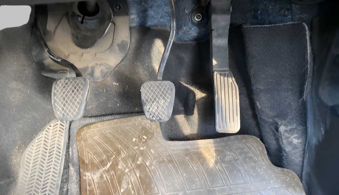 2015 Honda Jazz 1.2L I-VTEC SV, Petrol, Manual, 60,205 km, Pedals