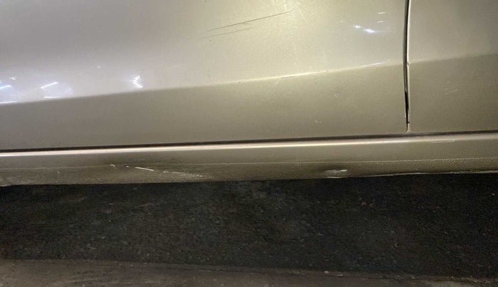 2014 Maruti Ertiga VDI, Diesel, Manual, 52,520 km, Left running board - Minor scratches