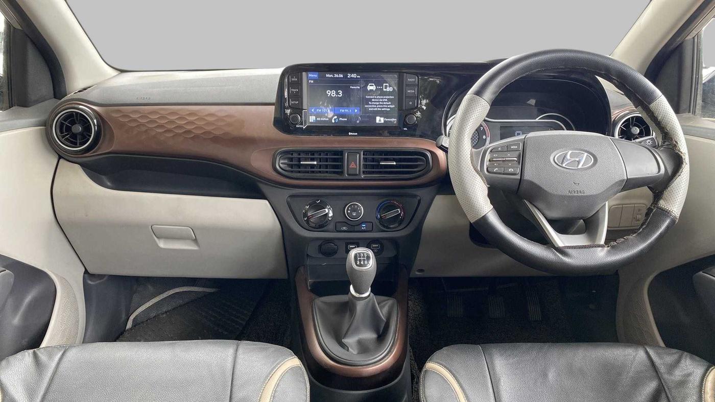 2020 Hyundai AURA SX 1.2, Petrol, Manual, 17,612 km, Dashboard