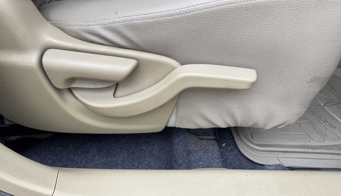 2014 Honda Amaze 1.2L I-VTEC S, Petrol, Manual, 89,292 km, Driver Side Adjustment Panel