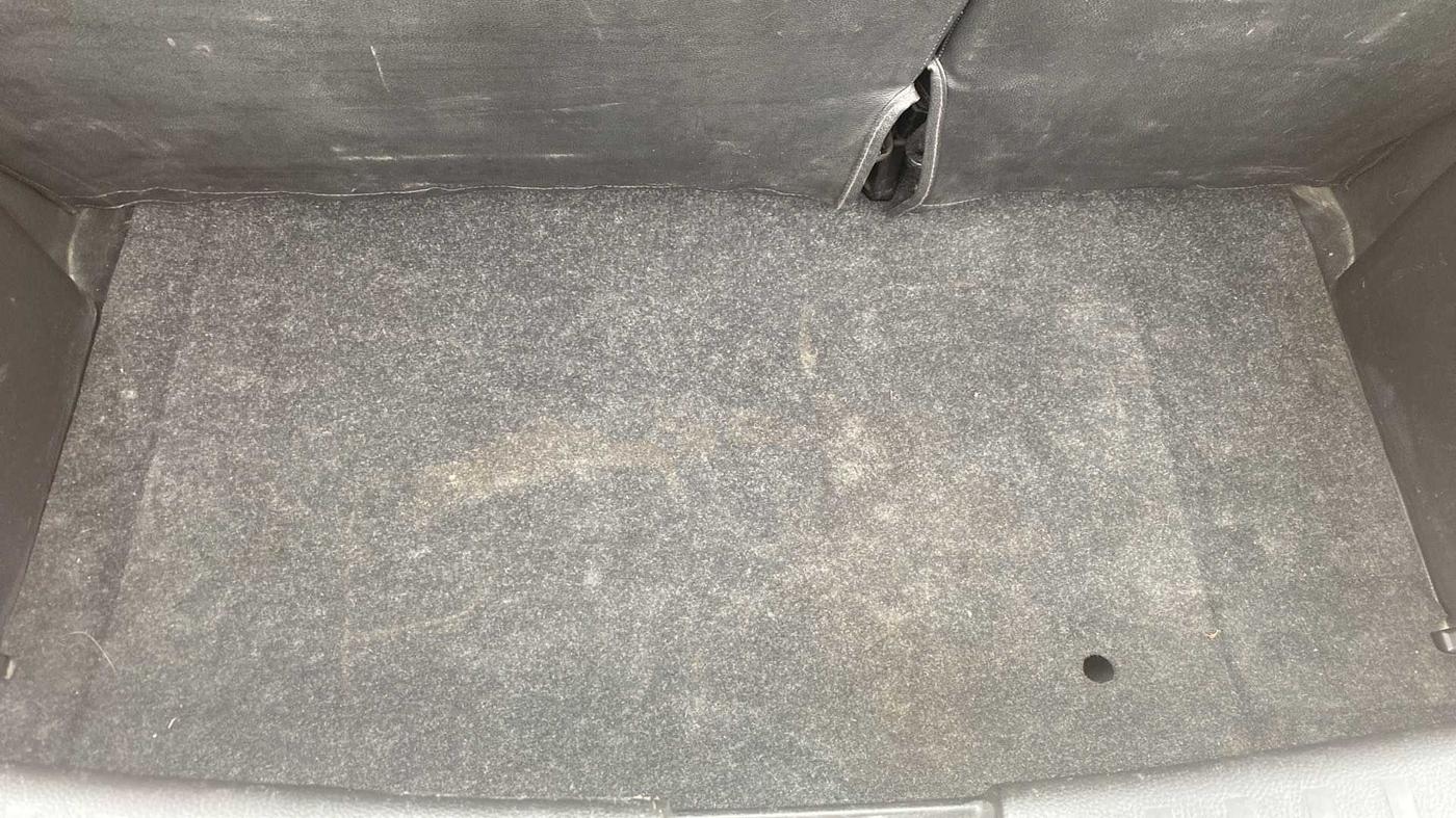 2016 Maruti Swift VXI O, Petrol, Manual, 65,033 km, Boot Inside