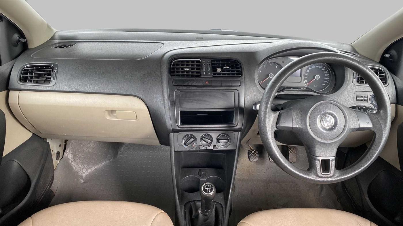 2010 Volkswagen Polo COMFORTLINE 1.2L PETROL, Petrol, Manual, 97,453 km, Dashboard
