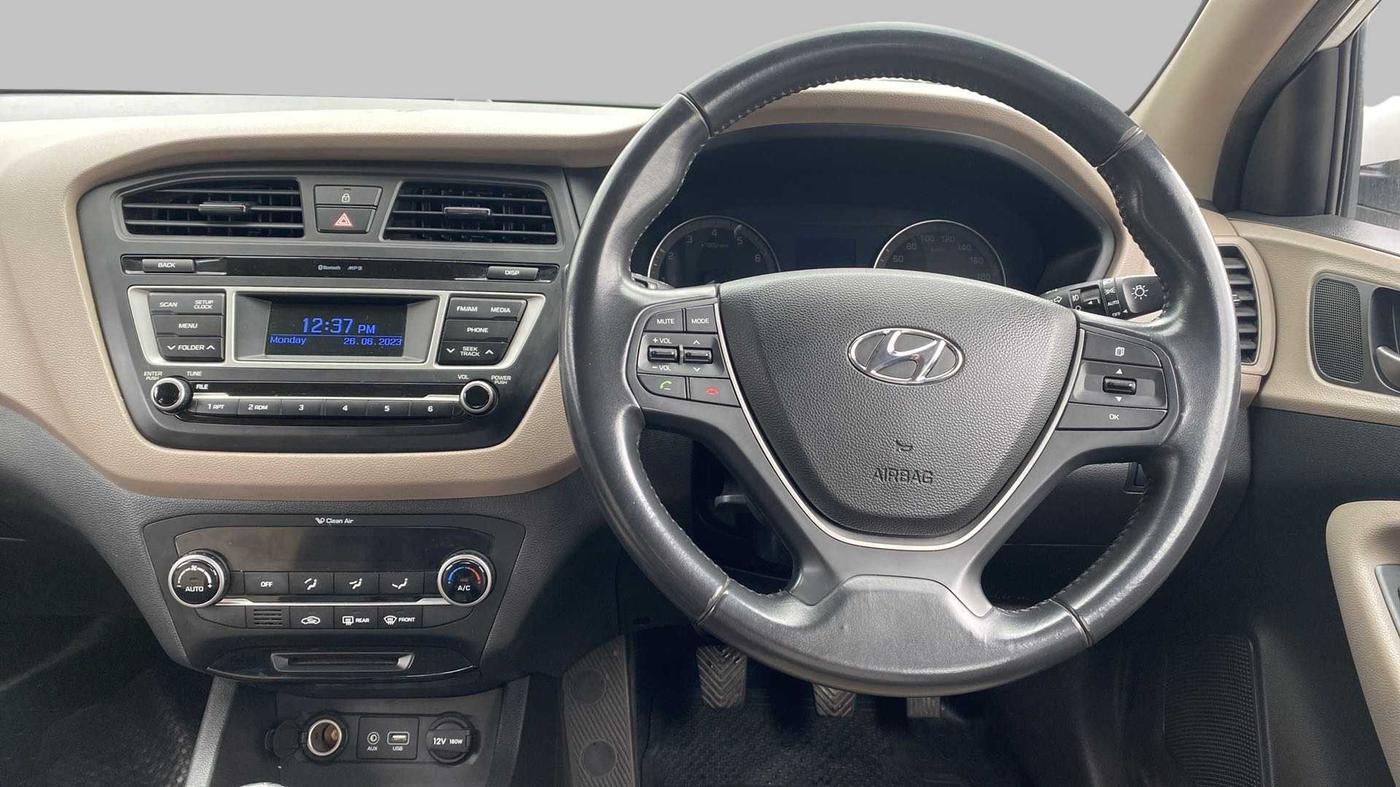2014 Hyundai Elite i20 ASTA 1.2, Petrol, Manual, 53,550 km, Steering Wheel Close Up