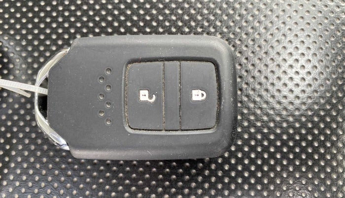 2019 Honda Jazz 1.2L I-VTEC VX CVT, Petrol, Automatic, 57,783 km, Key Close Up